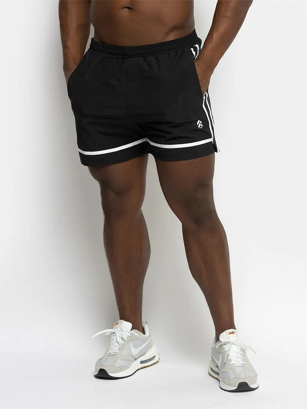 BARRY'S BLACK/WHITE 4IN LINED VICTORY SHORT