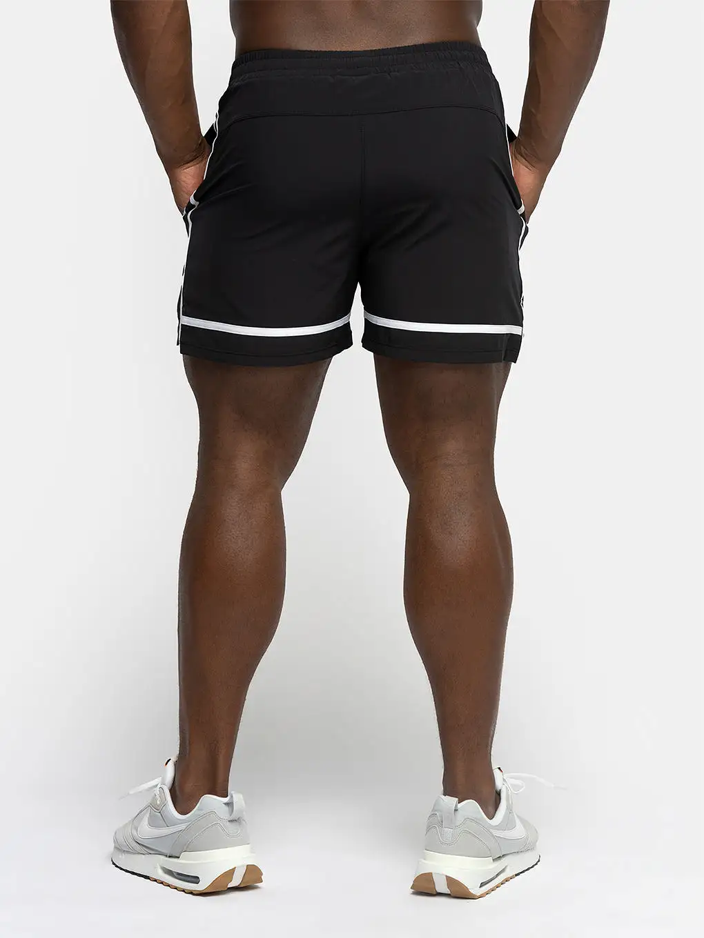 BARRY'S BLACK/WHITE 4IN LINED VICTORY SHORT