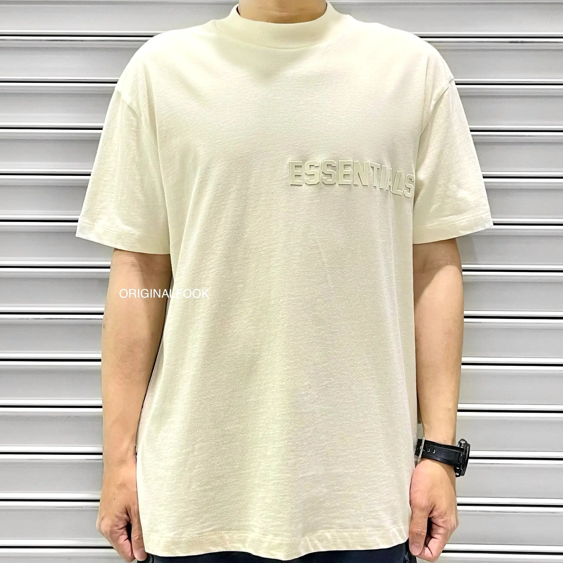 FEAR OF GOD Essentials Felt Logo Tee Shell