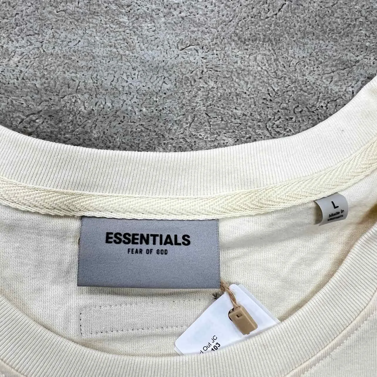 Fear of God T-Shirt ESSENTIALS Cream New Size XL