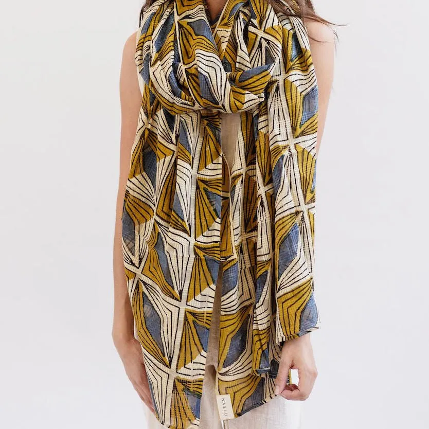 Maelu Oversized Scarf in Hattie