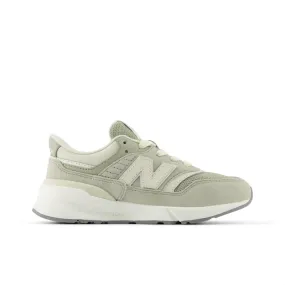 New Balance Youth 997R Running Shoe - PR997REF