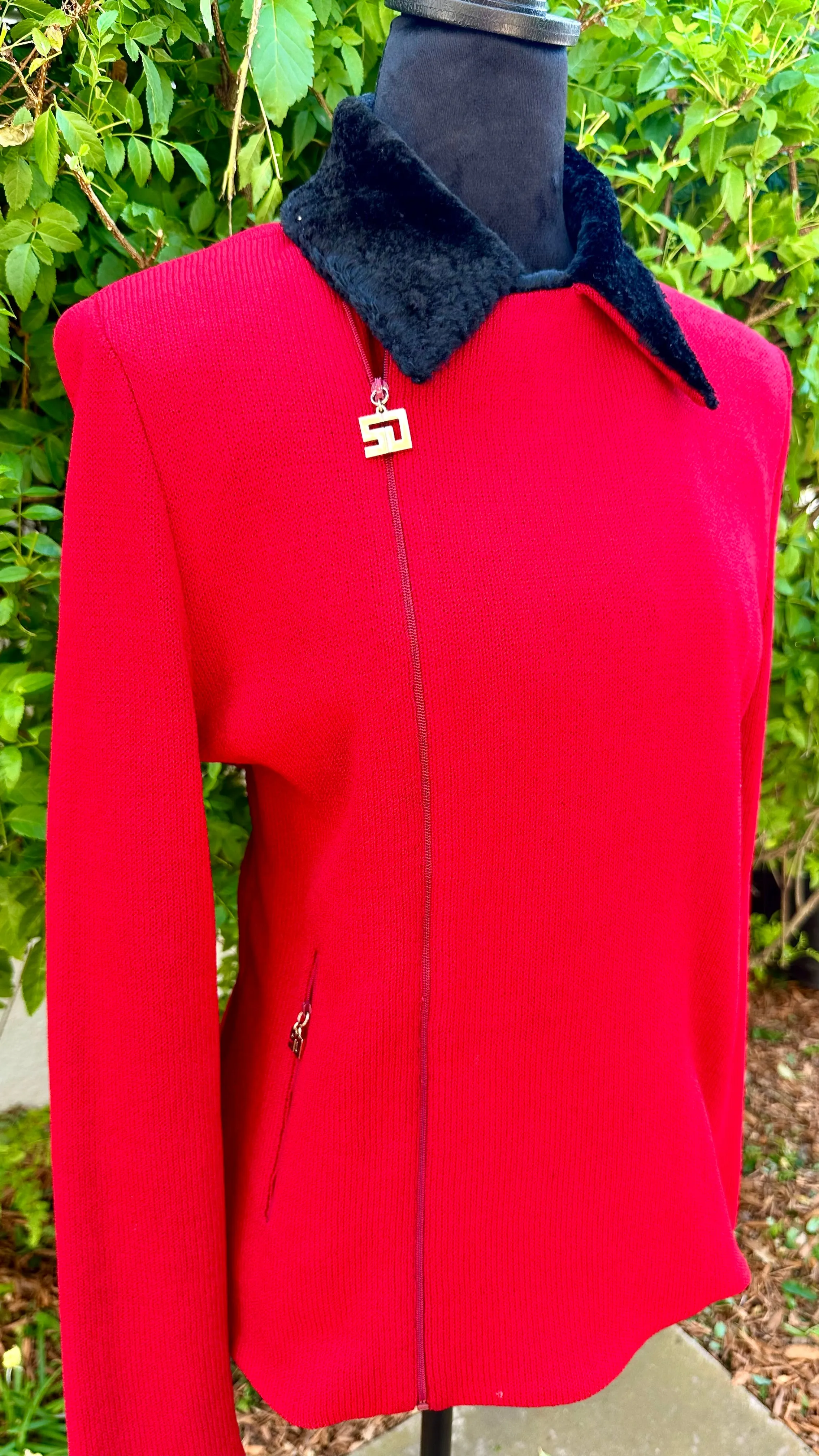 ST. JOHN SPORT Santana knit Red Zip Up Jacket size M (pre-owned)