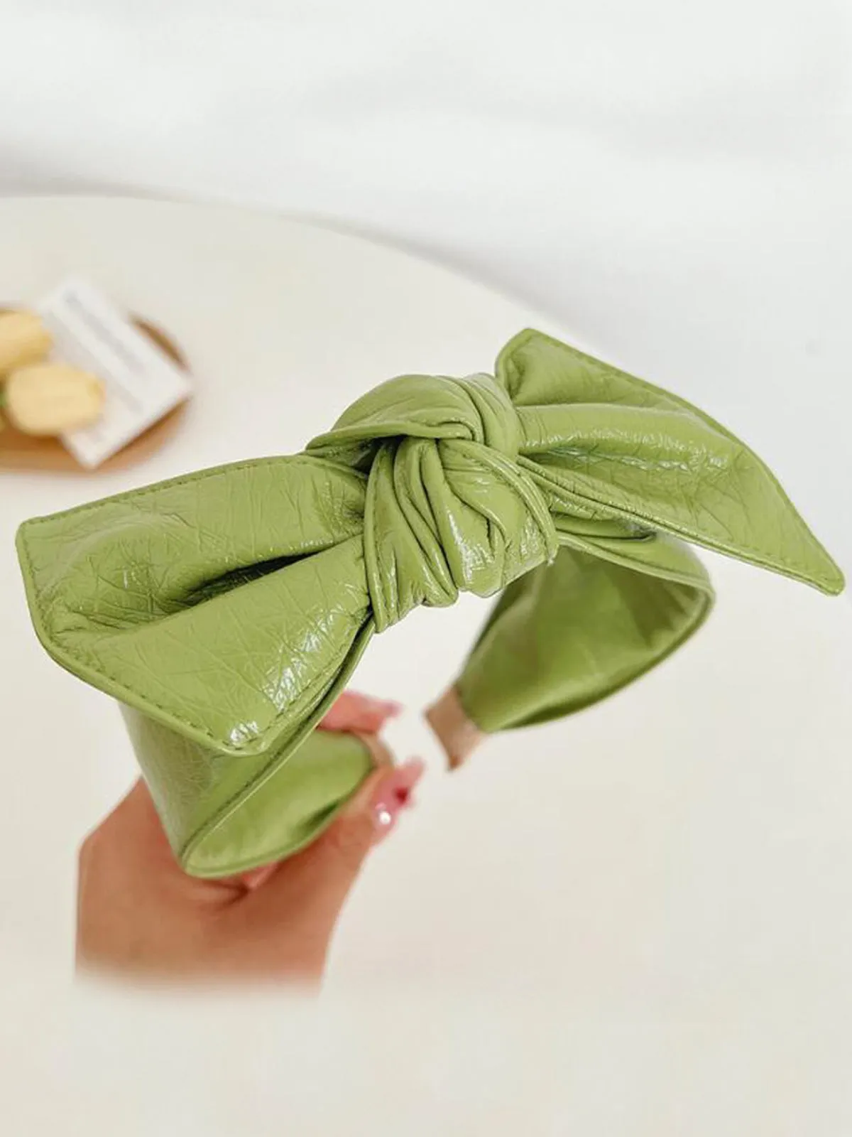 Style Diva PU Leather Bowknot Headband