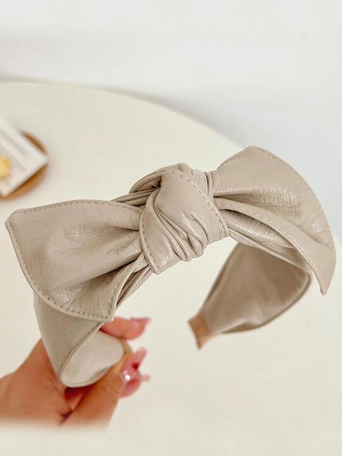 Style Diva PU Leather Bowknot Headband